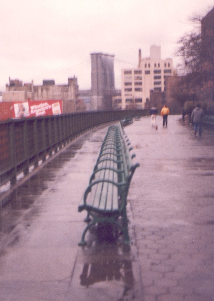1983-10-F12