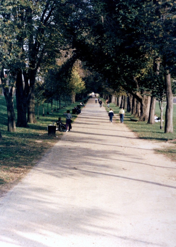 1985-10-B06