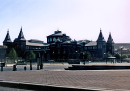 1986-05-E04