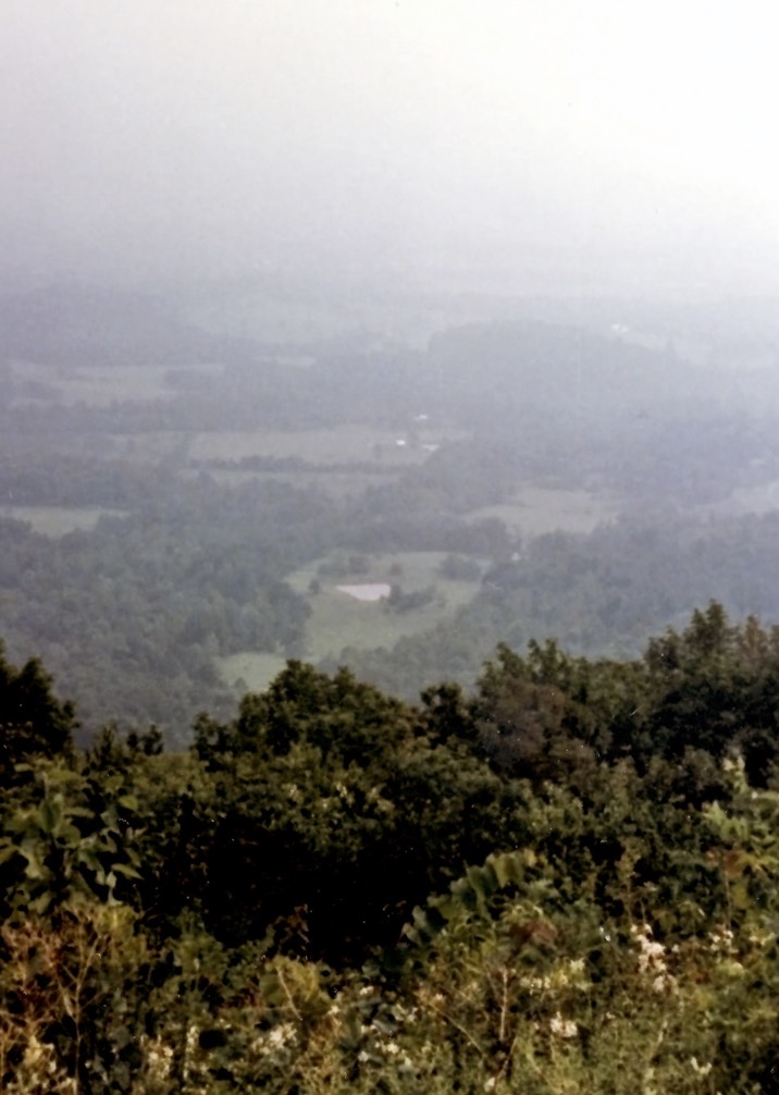 1986-08-A16
