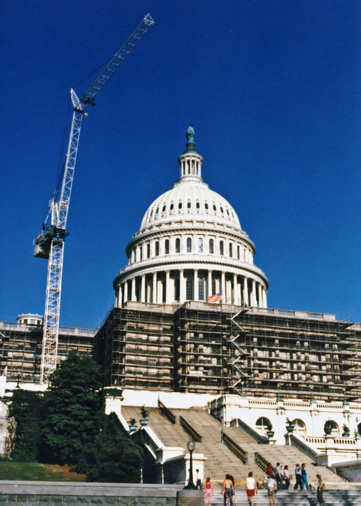 1987-05-B15