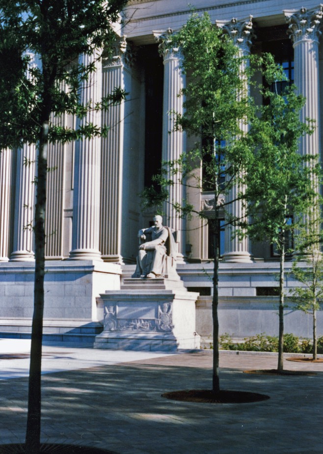 1987-05-B22