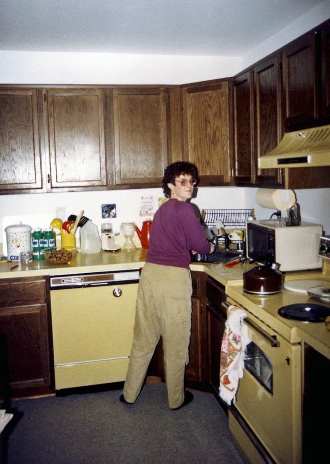 1987-10-A01.jpg