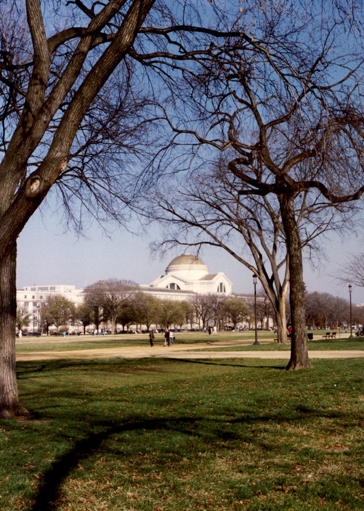 1987-11-B03