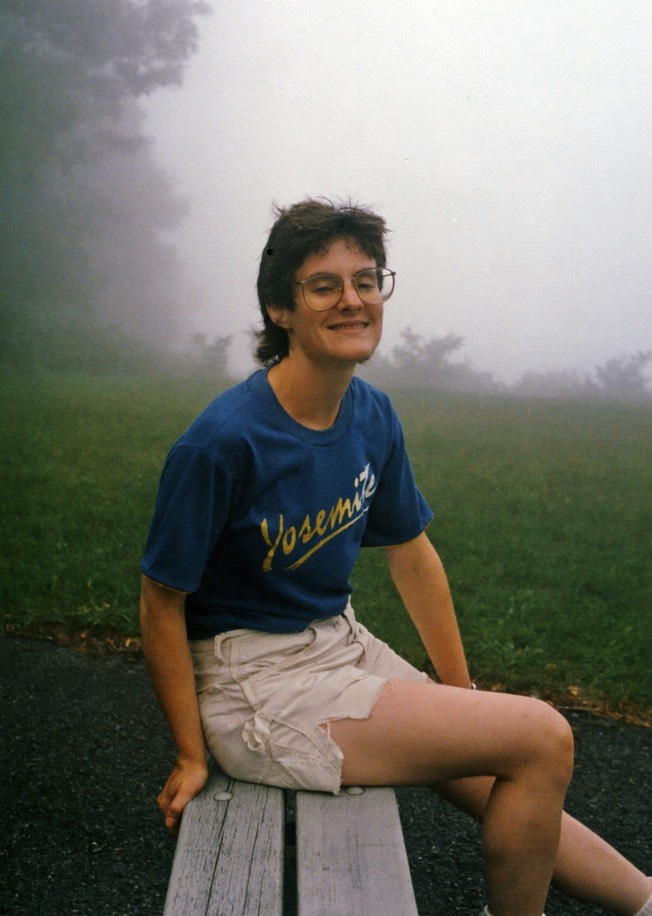1988-08-B42.jpg