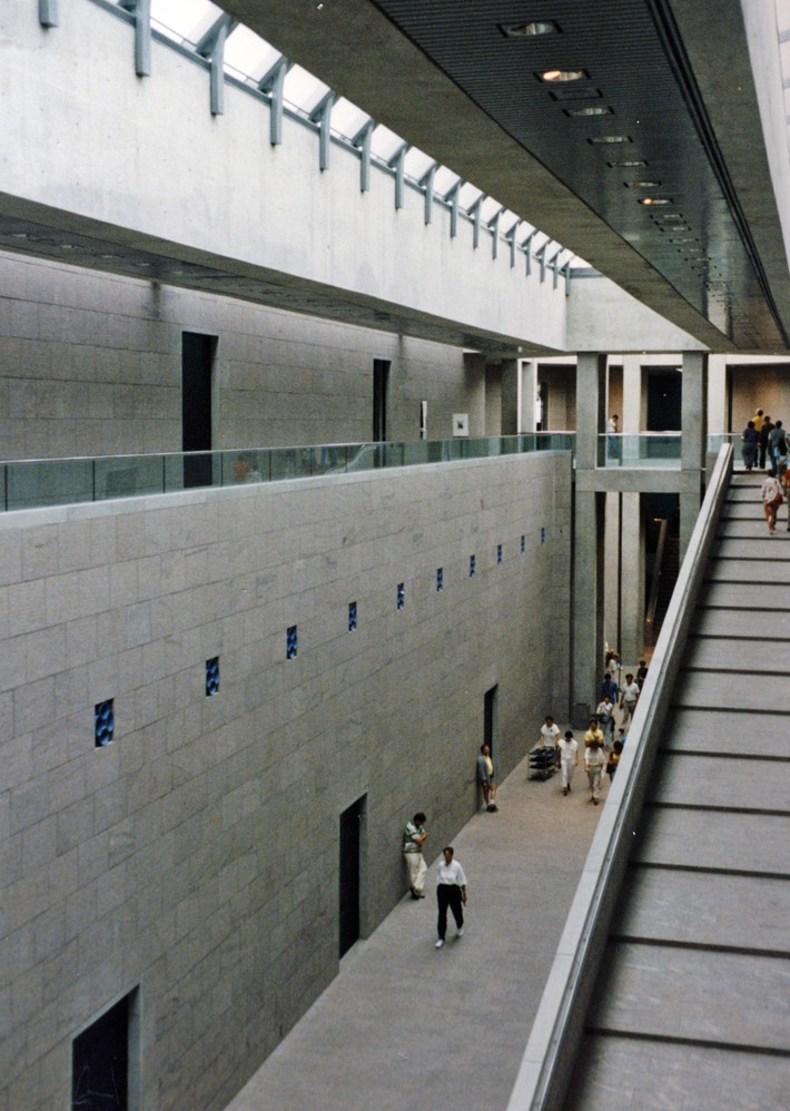 1988-09-A13