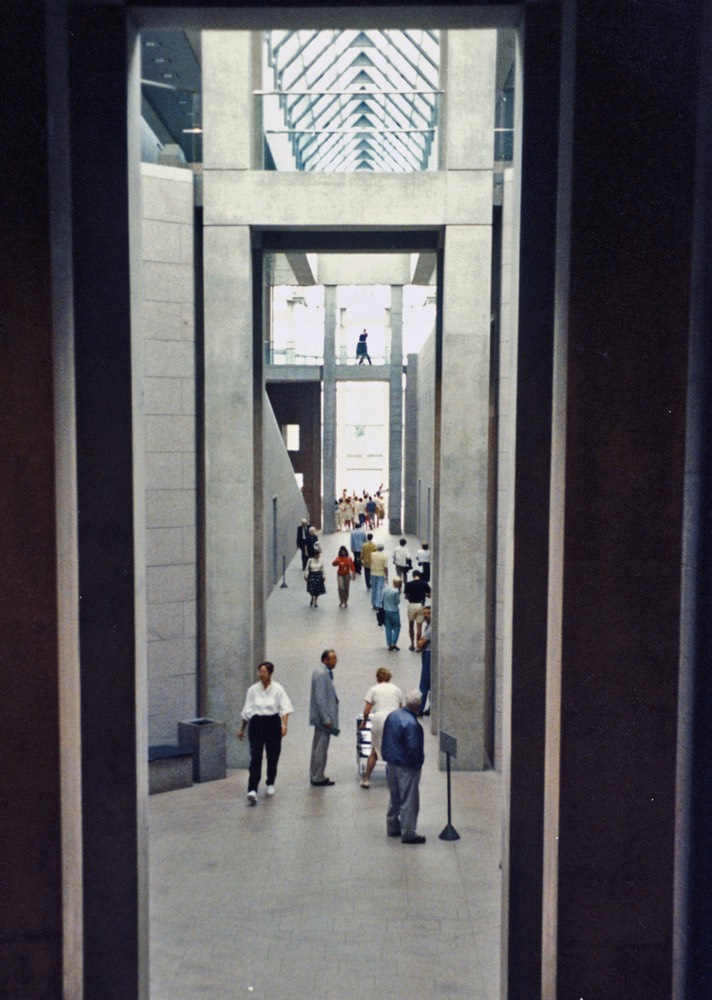 1988-09-A14