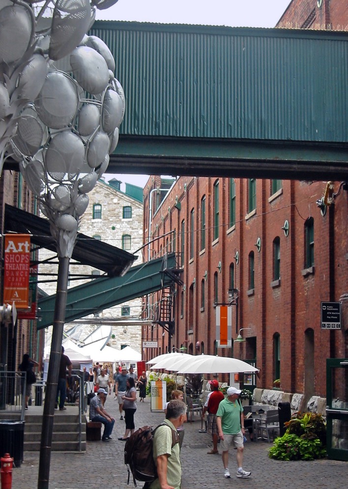 2011-09-E33