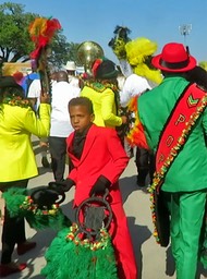 Parade 2 -1