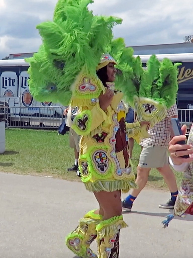 Parade 2