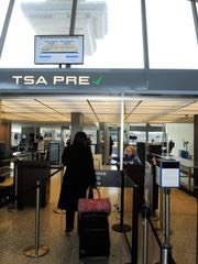 travelerslove-hatetsa-spre-checksecuritylanes